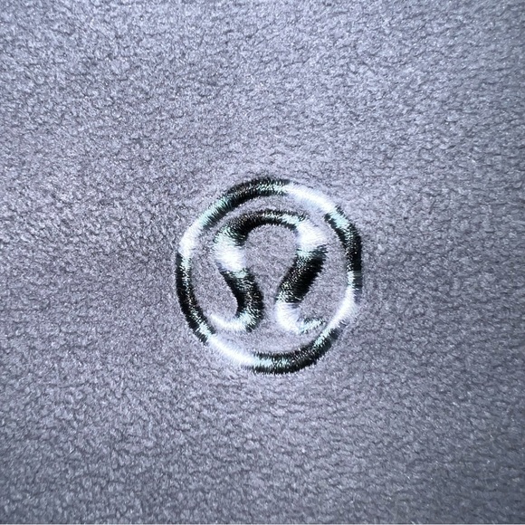 lululemon don’t hurry be happy pullover - Picture 10 of 14